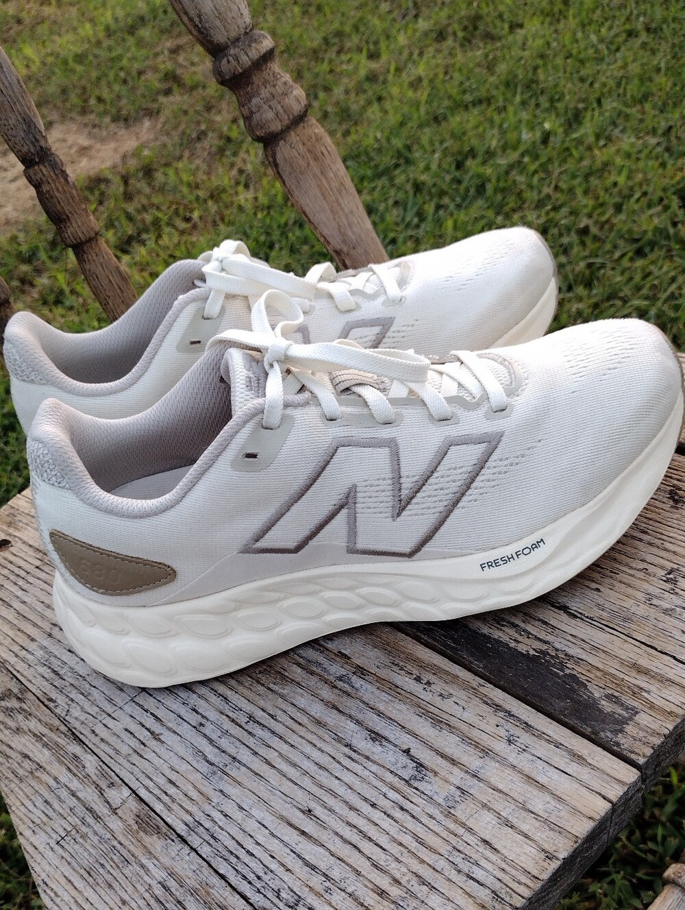 NB Fresh Foam 680 Size 9 Women